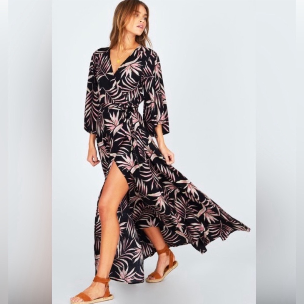 Amuse Society Isle of Love Maxi Dress, floral black size M